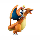 Figurine statuette Pokémon de Sacha & Dracaufeu