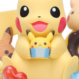 Figurine statuette Pokémon de Pikachu pâtissier