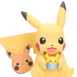Figurine statuette Pokémon de Pikachu pâtissier